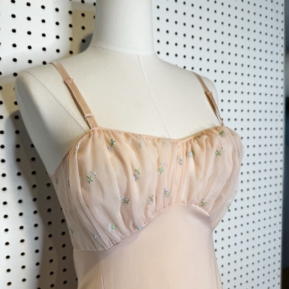 Vintage | Kickernick Baby Pink Slip Dress w/ Delicate Embroidered Flowers - Picture 5 of 12